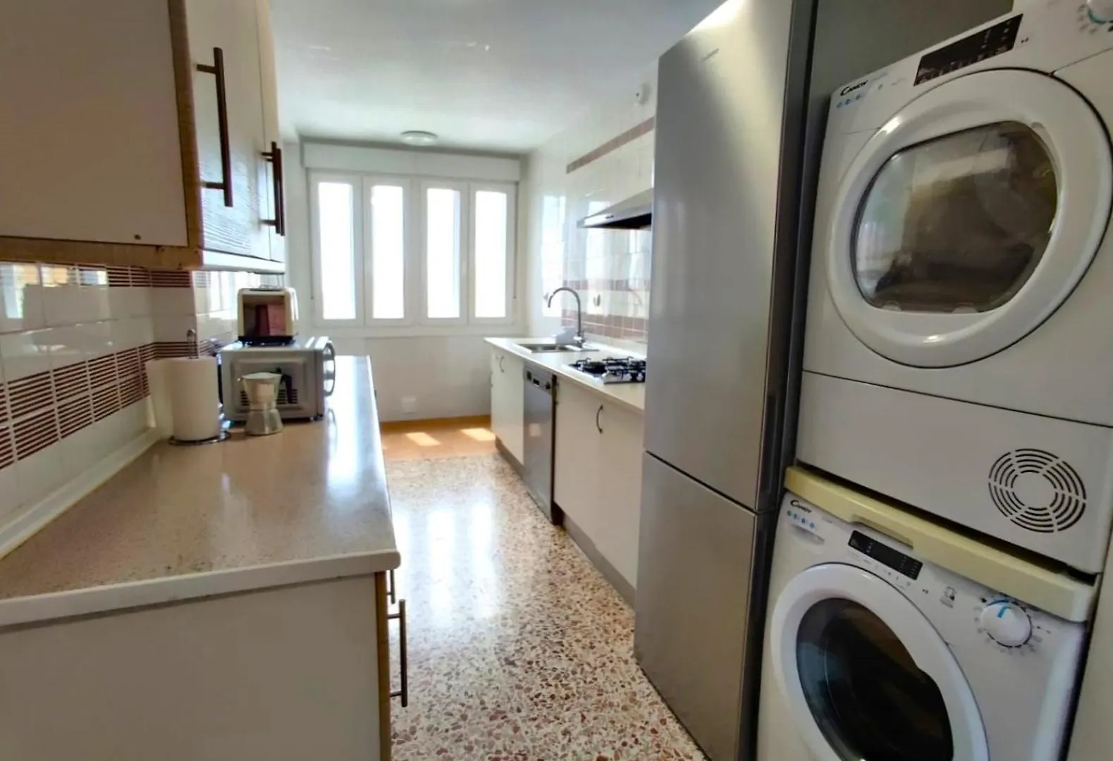 Piso Cerca Playa Con 2 Duchas Y 5 Aires Acondicionados Apartment Almeria 0*,  Spain
