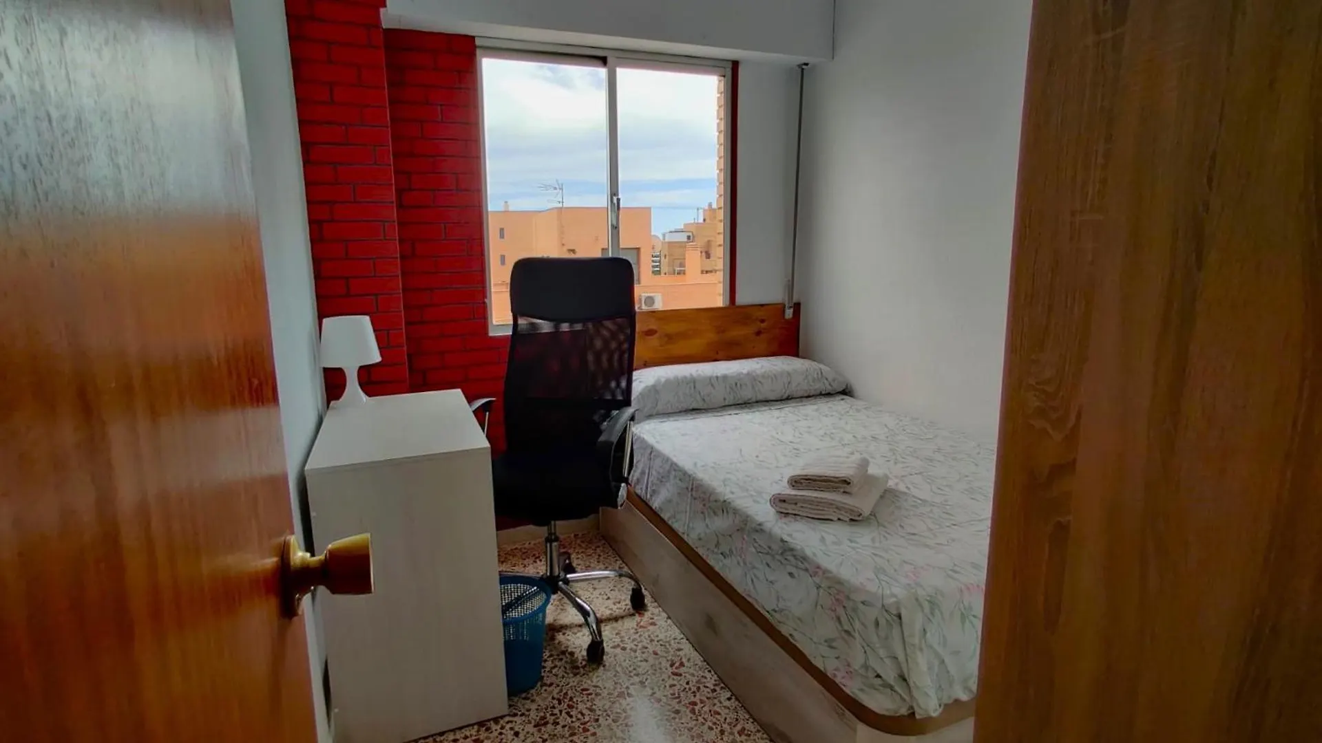 Piso Cerca Playa Con 2 Duchas Y 5 Aires Acondicionados Apartment Almeria