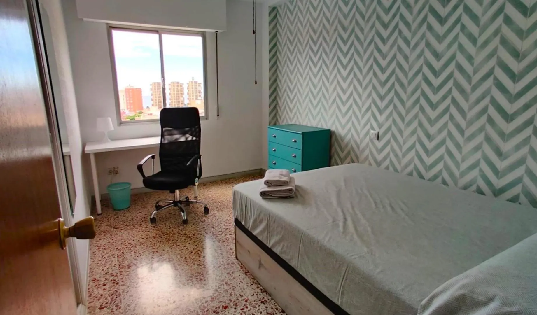 Piso Cerca Playa Con 2 Duchas Y 5 Aires Acondicionados Apartment Almeria 0*,